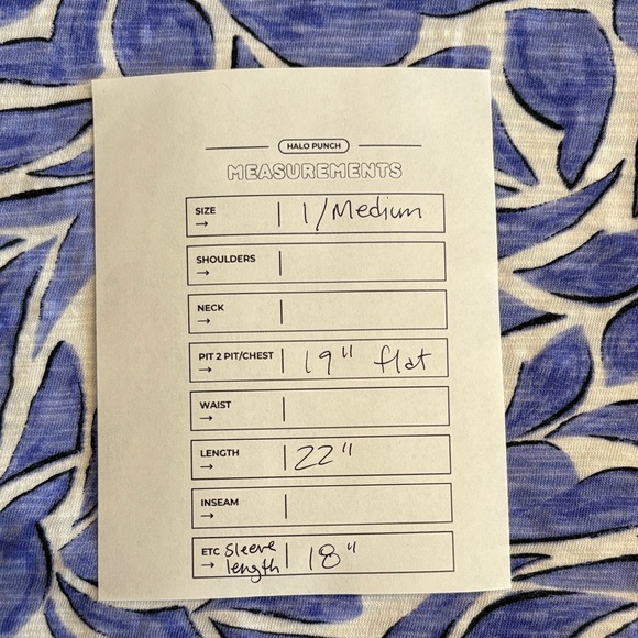 Chico's Blue Leaf-Print Ruffle-Cuff Blouse Cotton Modal size 1/Med - Picture 10 of 10